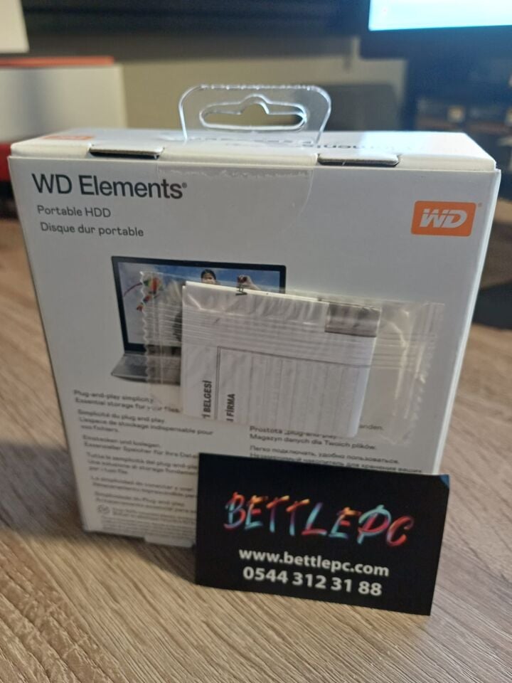 Western Digital Elements WDBU6Y0050BBK USB 3.0 2.5'' 5 TB Harici Harddisk